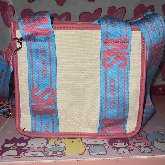 Steve Madden Tote - Picture 2 of 7